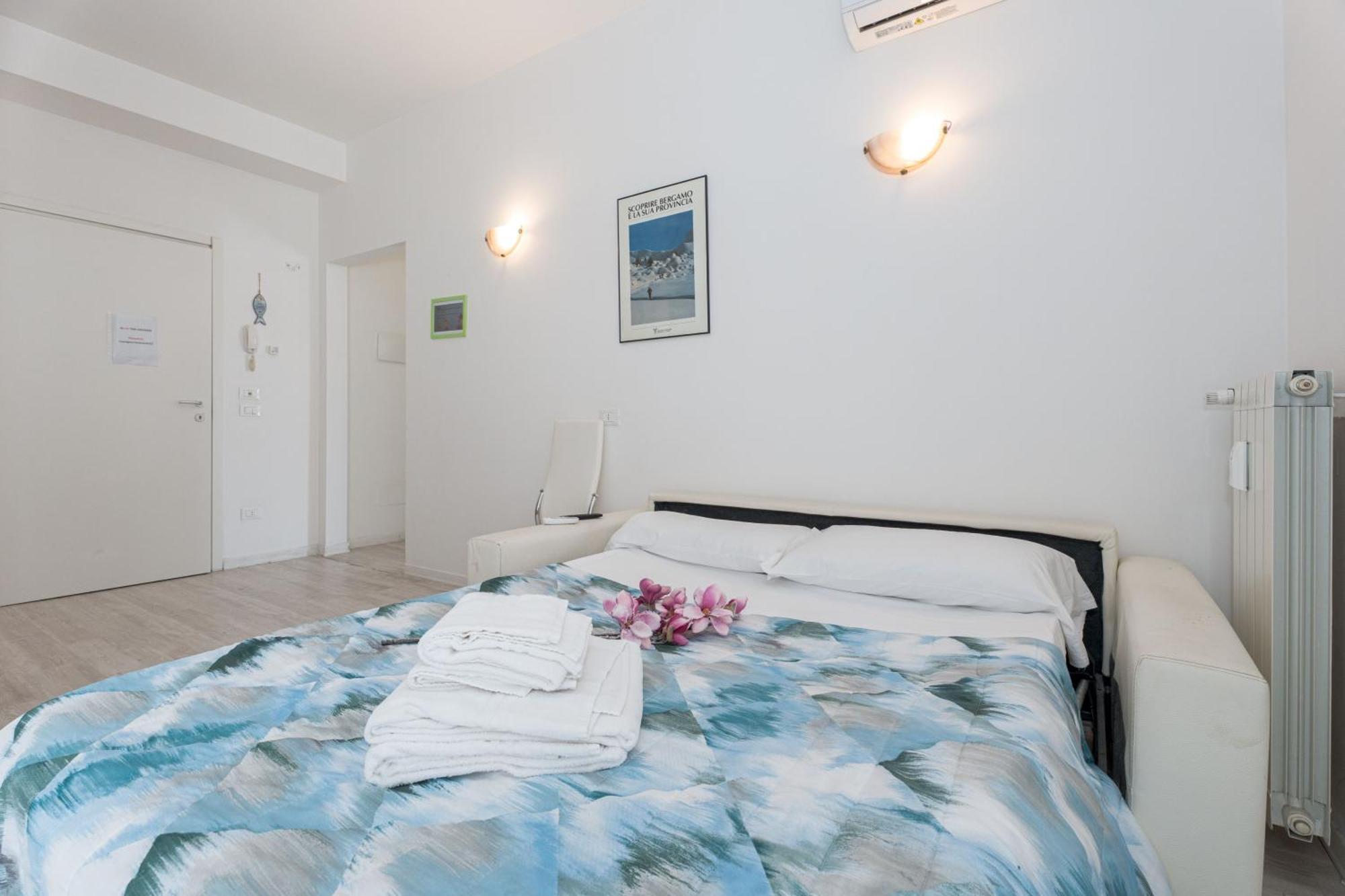Station'S Apartments Bergamo Dış mekan fotoğraf